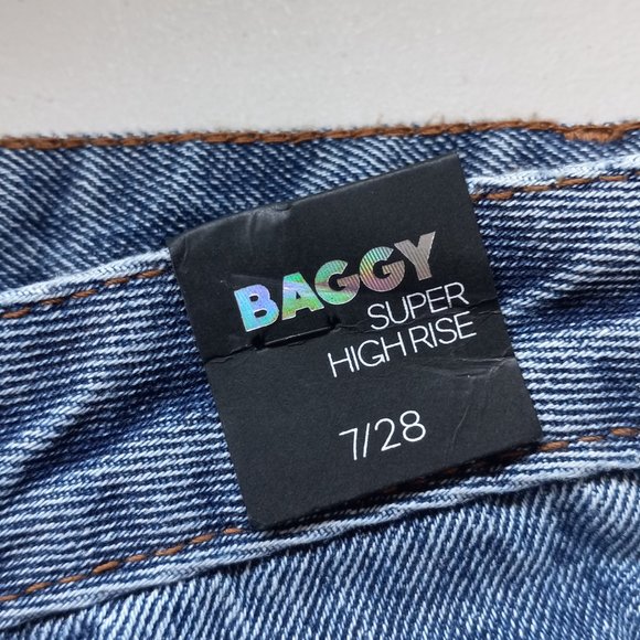 NWT SIMPLE SOCIETY Patchwork Boho Vintage Inspired High-Rise Baggy Jeans Sz 7/28 - Picture 6 of 8